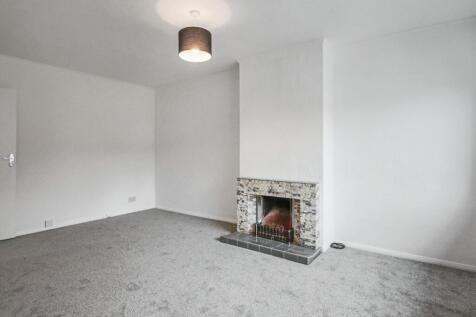 5 Hall Drive, Harefield, Uxbridge, Middlesex, UB9 6LA