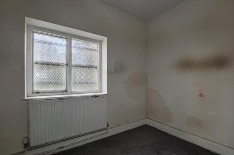 Flat A, 41 Alvington Crescent, Hackney, London, E8 2NN