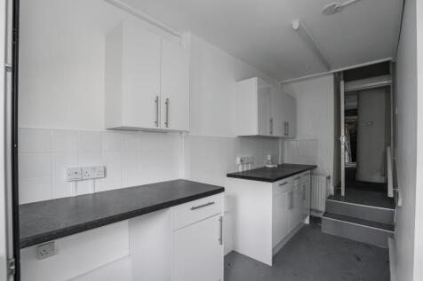 Flat A, 41 Alvington Crescent, Hackney, London, E8 2NN