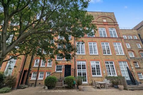 Unit 8, 50 Blackheath Road, Greenwich, London SE10 8DZ