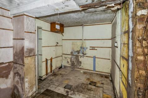 16 Victoria Street, Sheerness, Kent, ME12 1XZ