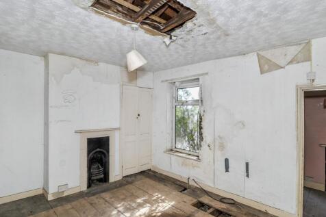 16 Victoria Street, Sheerness, Kent, ME12 1XZ