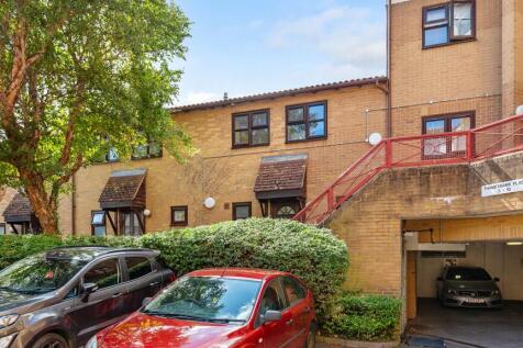 4 Thamesbank Place, Thamesmead, London, SE28 8PR