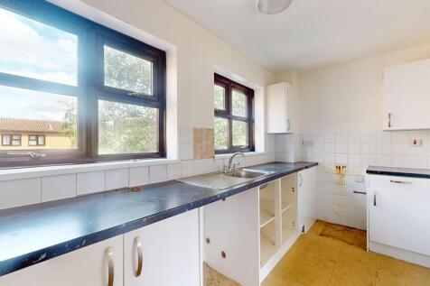 4 Thamesbank Place, Thamesmead, London, SE28 8PR