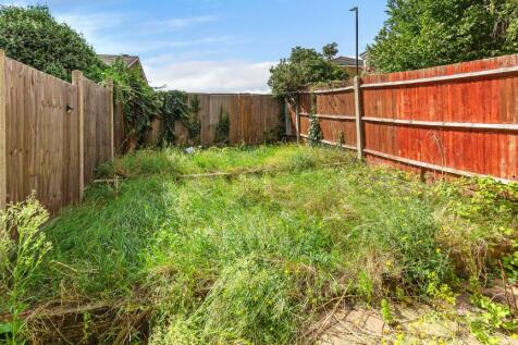 4 Thamesbank Place, Thamesmead, London, SE28 8PR