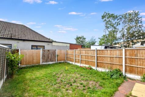 93 Frederick Road, Rainham, Essex RM13 8NS