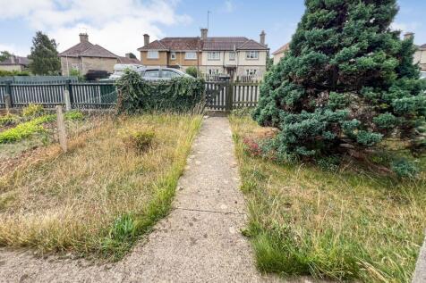 90 Ladyfield Road, Chippenham, Wiltshire, SN14 0AW