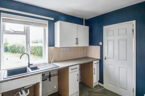 134 Wood Lane, Chippenham, Wiltshire, SN15 3DZ
