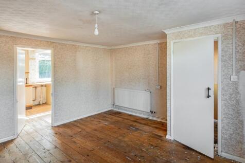 72 Braemor Road, Calne, Wiltshire, SN11 9DX