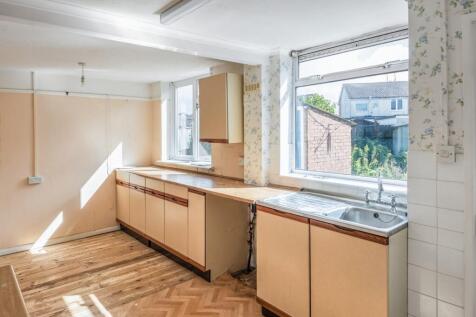 72 Braemor Road, Calne, Wiltshire, SN11 9DX