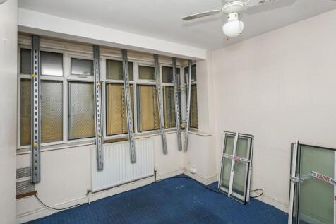 162 Lawrence Avenue, Manor Park, London, E12 5QP