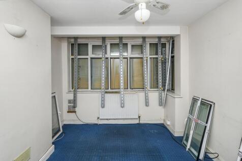 162 Lawrence Avenue, Manor Park, London, E12 5QP