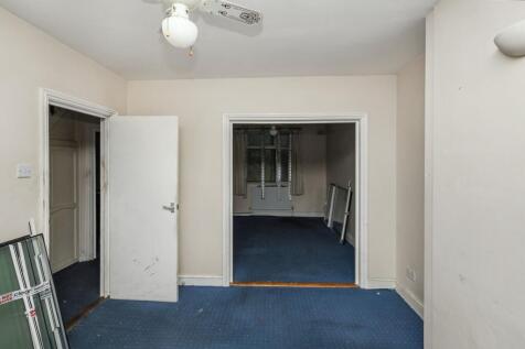 162 Lawrence Avenue, Manor Park, London, E12 5QP