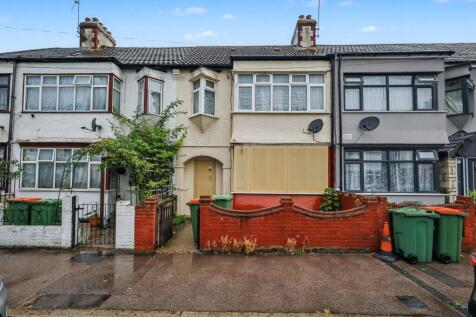 162 Lawrence Avenue, Manor Park, London, E12 5QP
