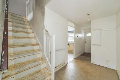 34 Chandlers Close, Feltham, Middlesex, TW14 9PG