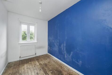 34 Chandlers Close, Feltham, Middlesex, TW14 9PG