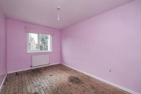 34 Chandlers Close, Feltham, Middlesex, TW14 9PG