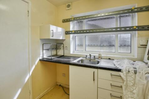 31 Cranberry Lane, Canning Town, London E16 4PD