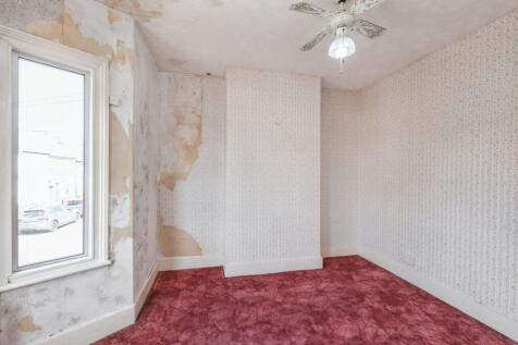 22 Clarence Road, Leighton Buzzard LU7 3EJ