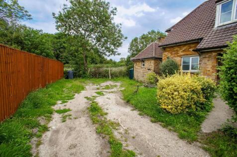 39 Clyffe Pypard, Clyffe Pypard, Nr Royal Wootton Bassett, SN4 7PY