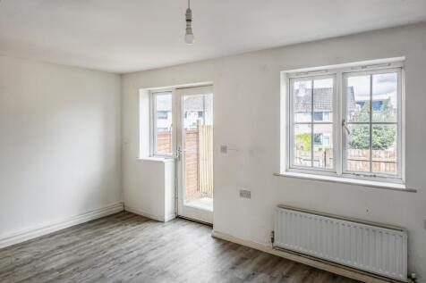4a Alexander Road, Malmesbury, Wiltshire, SN16 0DW