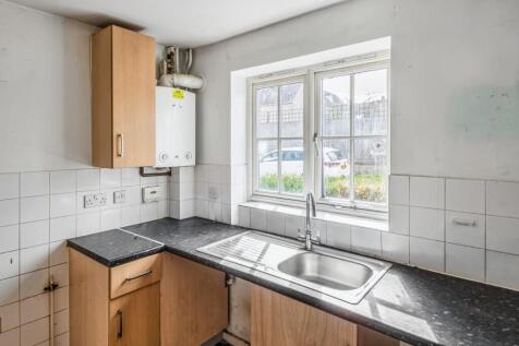 4a Alexander Road, Malmesbury, Wiltshire, SN16 0DW