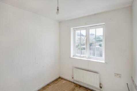 4a Alexander Road, Malmesbury, Wiltshire, SN16 0DW