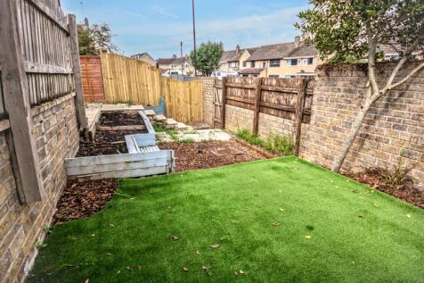 4a Alexander Road, Malmesbury, Wiltshire, SN16 0DW