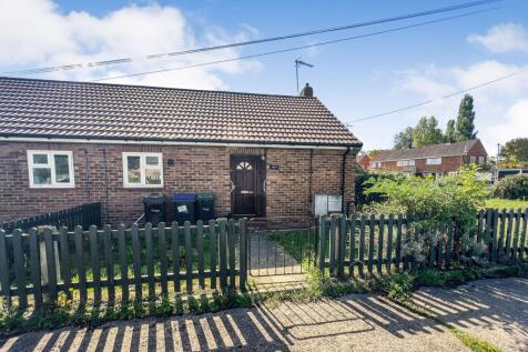 102a Oaklands, Chippenham, Wiltshire, SN15 1RH