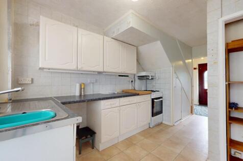 20 Avon Crescent, Brockworth, Gloucester, GL3 4LG