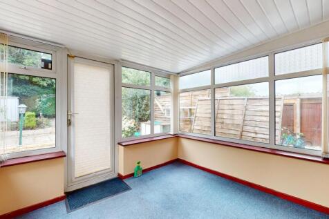 20 Avon Crescent, Brockworth, Gloucester, GL3 4LG