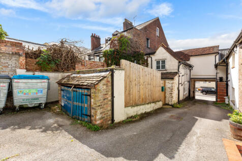 99 High Street, Hemel Hempstead, HP1 3AH