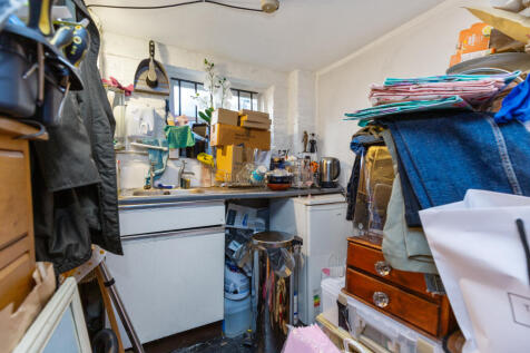99 High Street, Hemel Hempstead, HP1 3AH