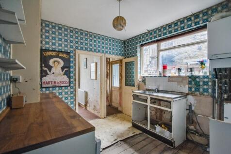 130 Albert Road, Leyton, London, E10 6PB