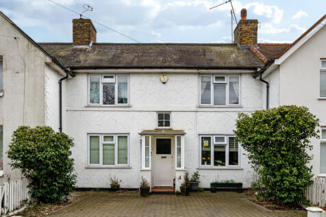 4 Russell Road, Whetstone, London, N20 0TS