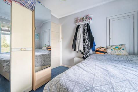 4 Russell Road, Whetstone, London, N20 0TS