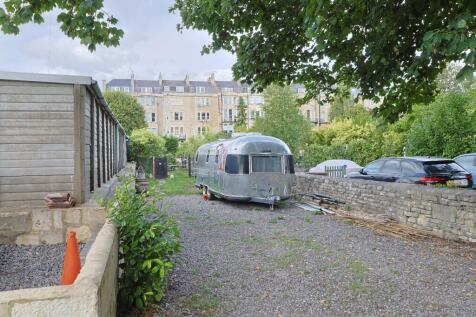 Garden Flat, 12 Kensington Place, Bath, Somerset, BA1 6AP