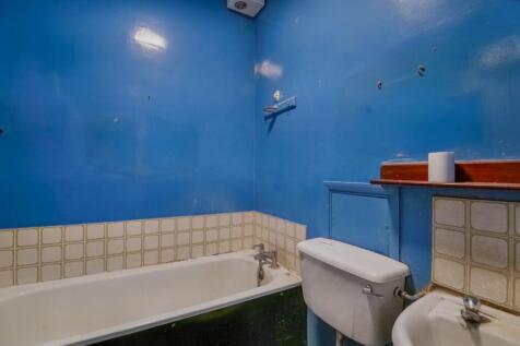 46E Barons Court Road, Barons Court, London W14 9DU