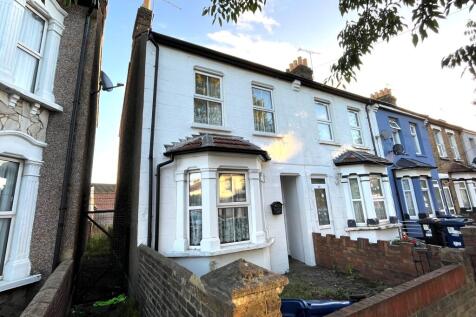 32 Dudley Road, Southall, Middlesex, UB2 5AR