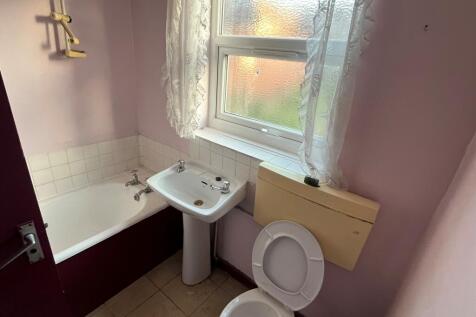 32 Dudley Road, Southall, Middlesex, UB2 5AR