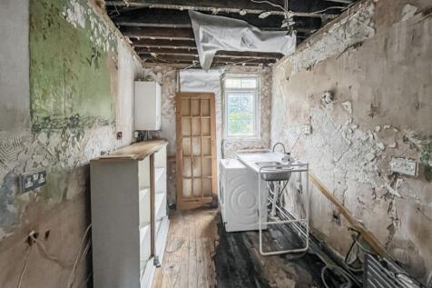 20 Beauchamp Road, Upper Norwood, London, SE19 3DE