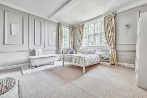The Clockhouse, 77 The Causeway, Dunmow, Essex, CM6 2AB