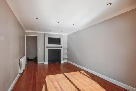 11 Fidler Place, Bushey, WD23 4UF