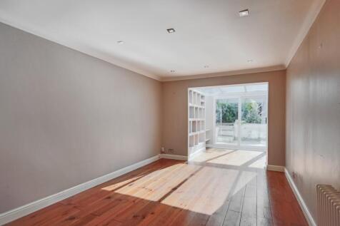 11 Fidler Place, Bushey, WD23 4UF