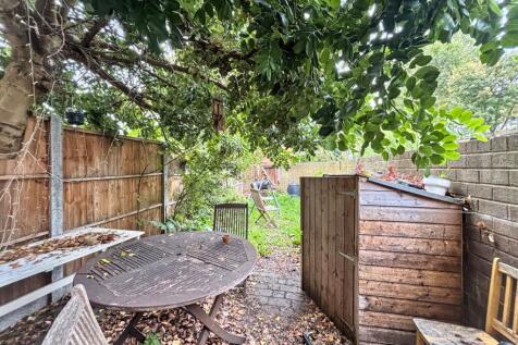 43A Lansdowne Drive, Hackney, London, E8 3EG