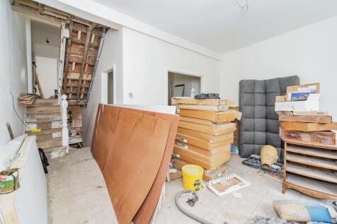 75 Plum Lane, Plumstead, London, SE18 3AG