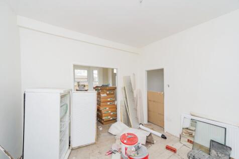 75 Plum Lane, Plumstead, London, SE18 3AG
