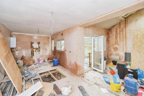 75 Plum Lane, Plumstead, London, SE18 3AG