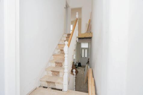 75 Plum Lane, Plumstead, London, SE18 3AG