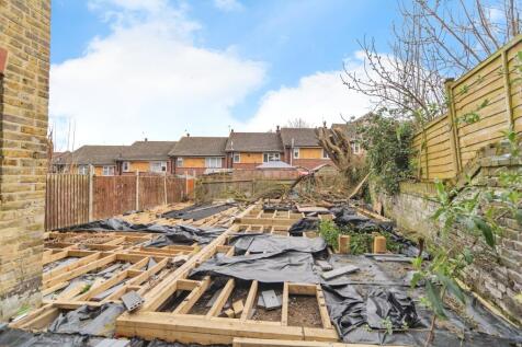 75 Plum Lane, Plumstead, London, SE18 3AG